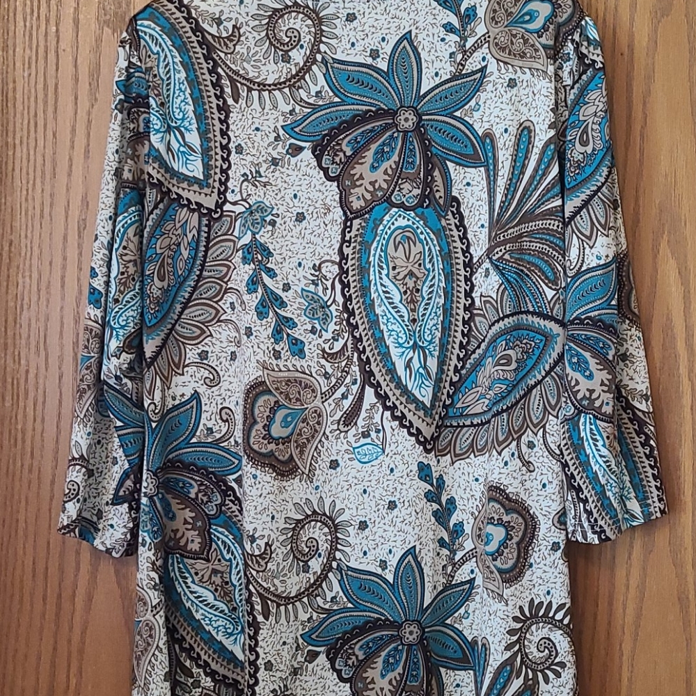Dress - Picture 3 of 3